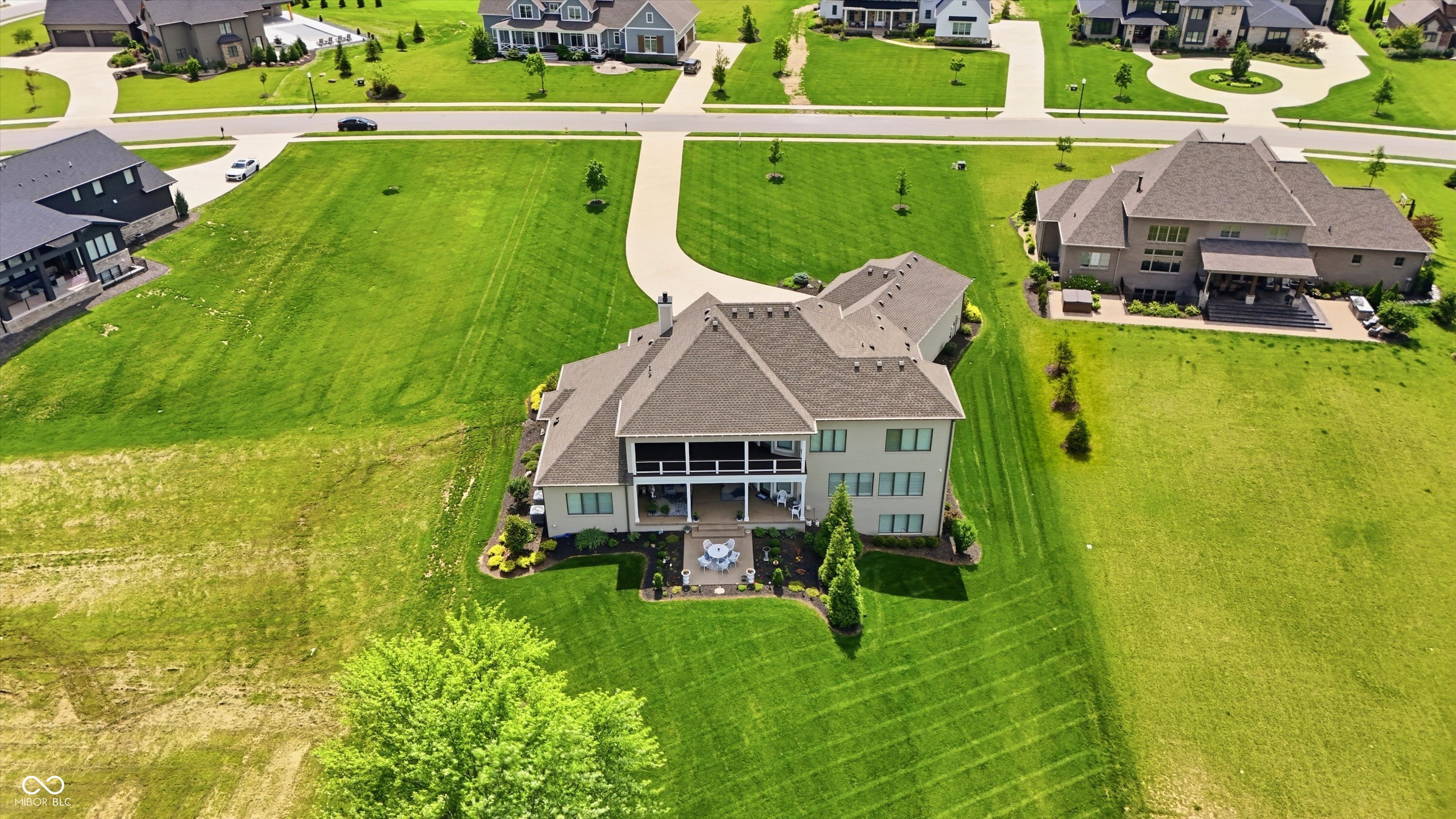 4025 Lochview Court