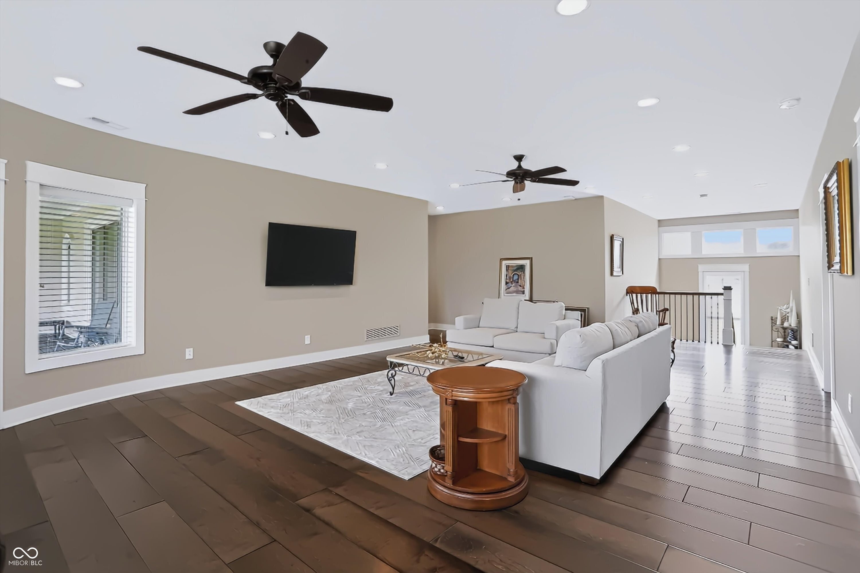 4025 Lochview Court