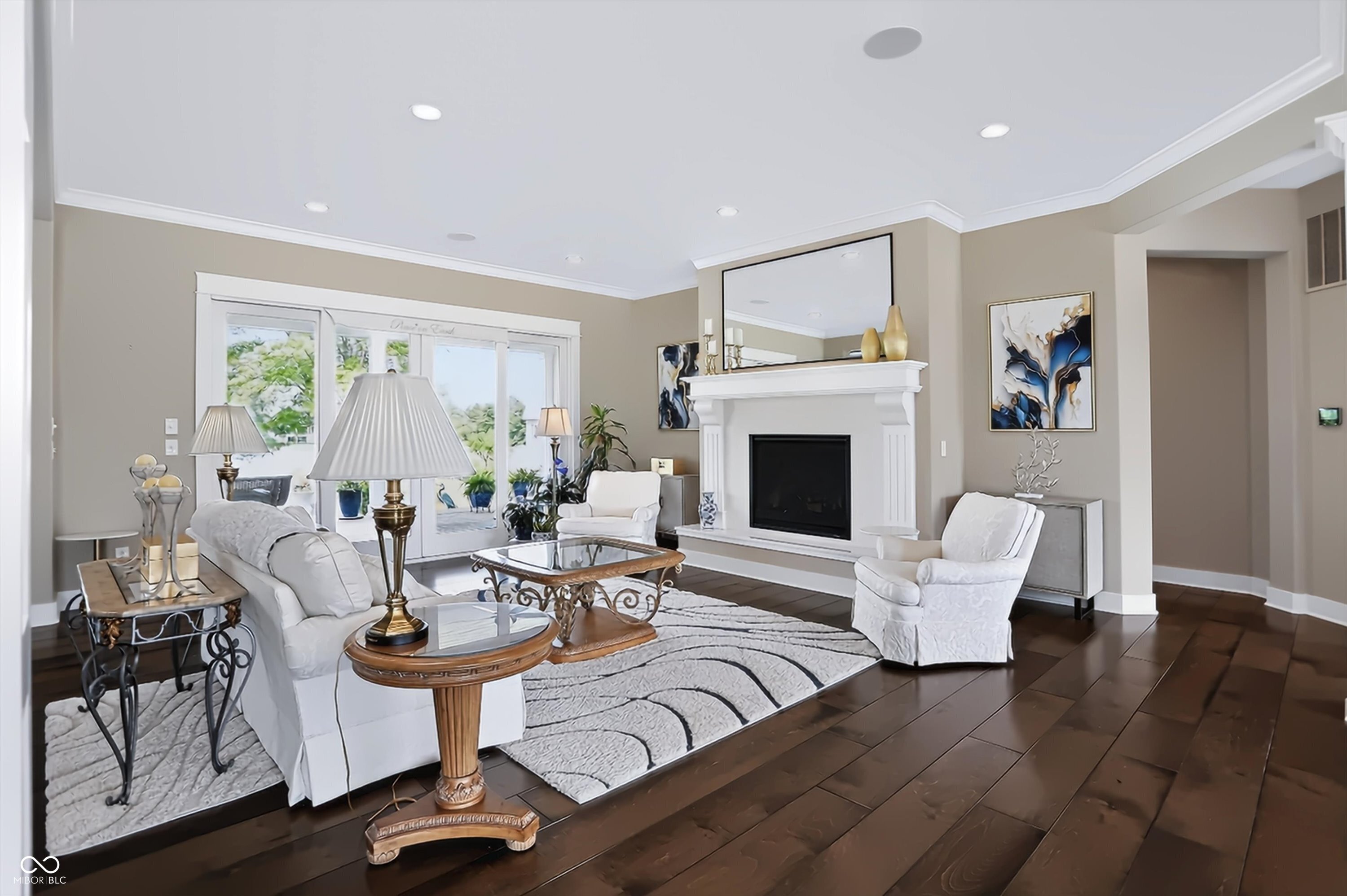 4025 Lochview Court