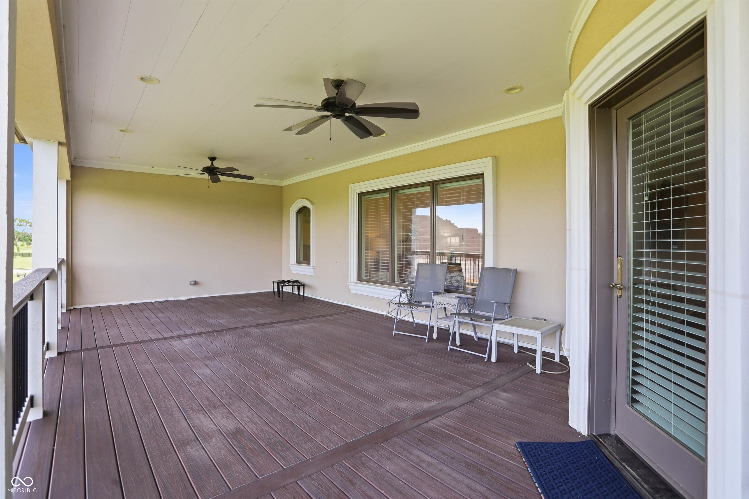 4025 Lochview Court