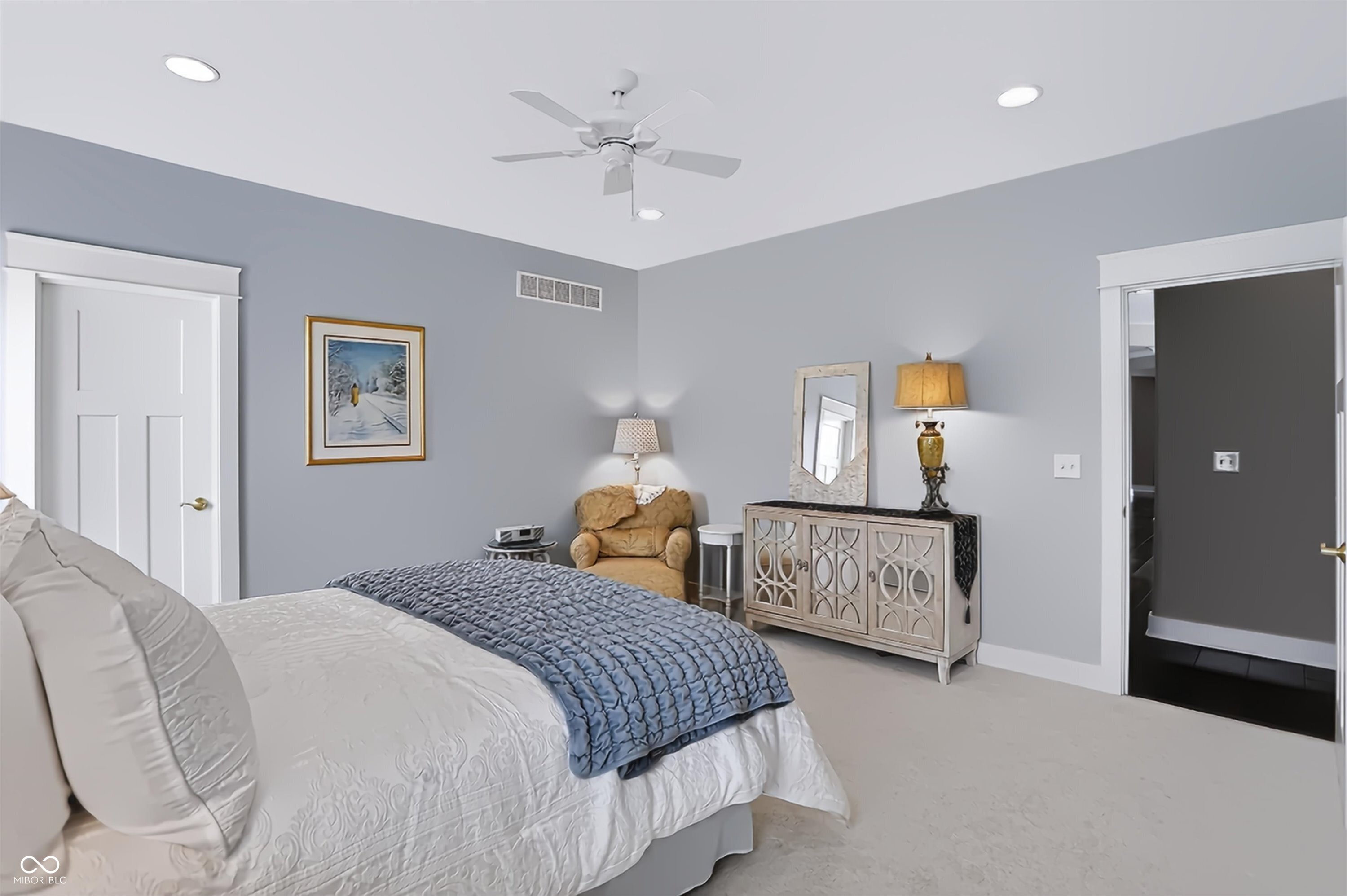 4025 Lochview Court