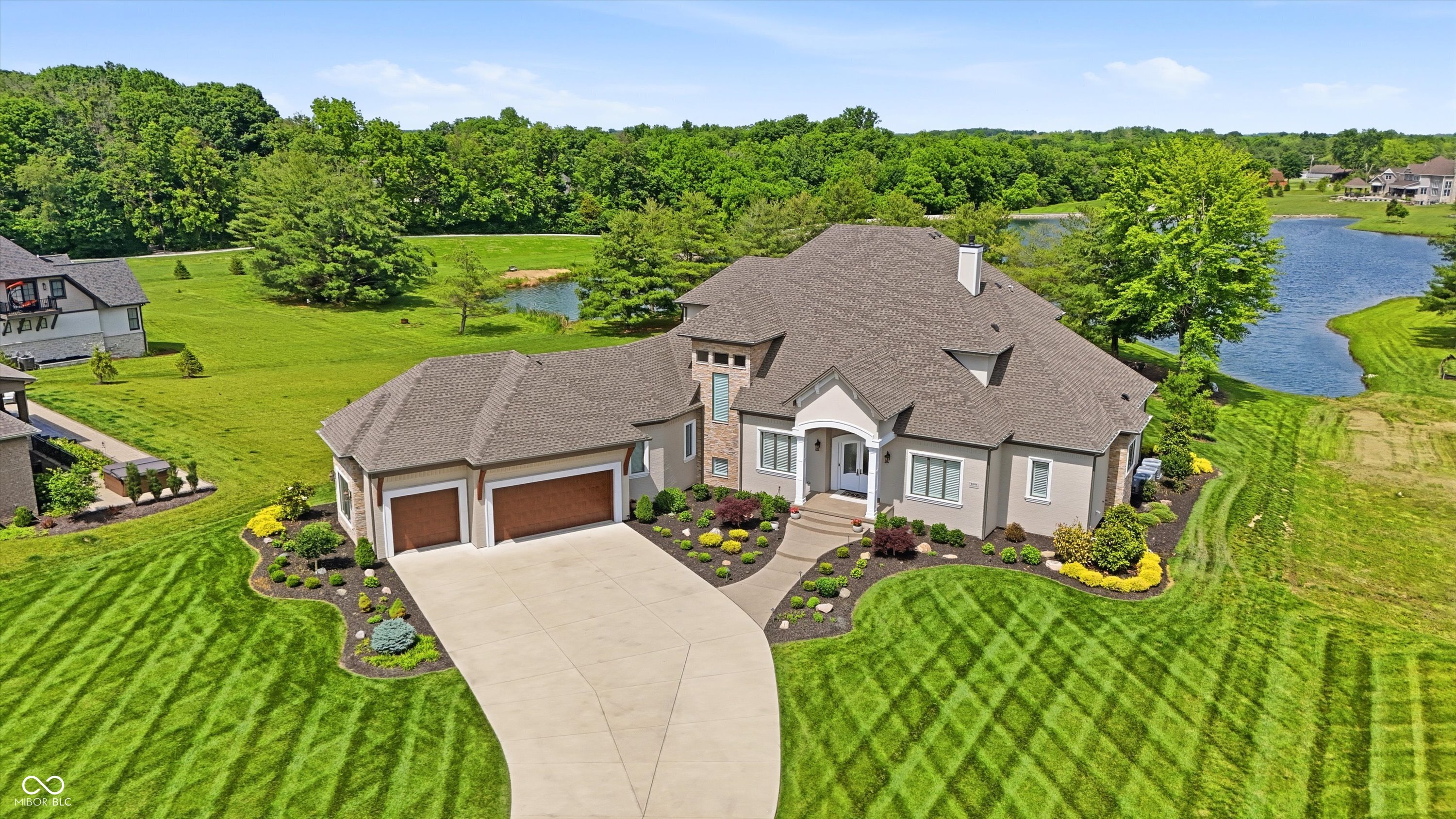 4025 Lochview Court