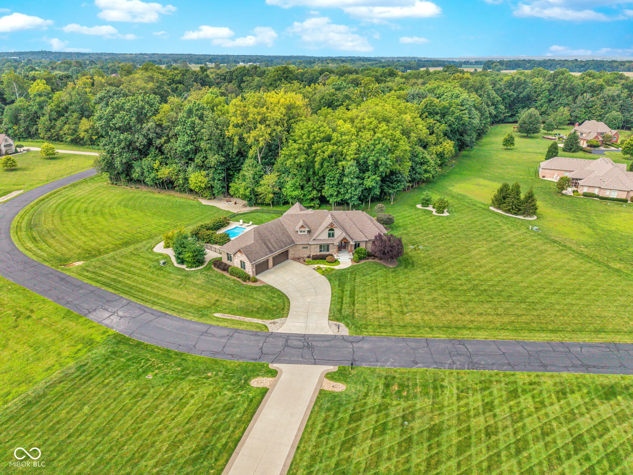 4202 Whitetail Woods Drive