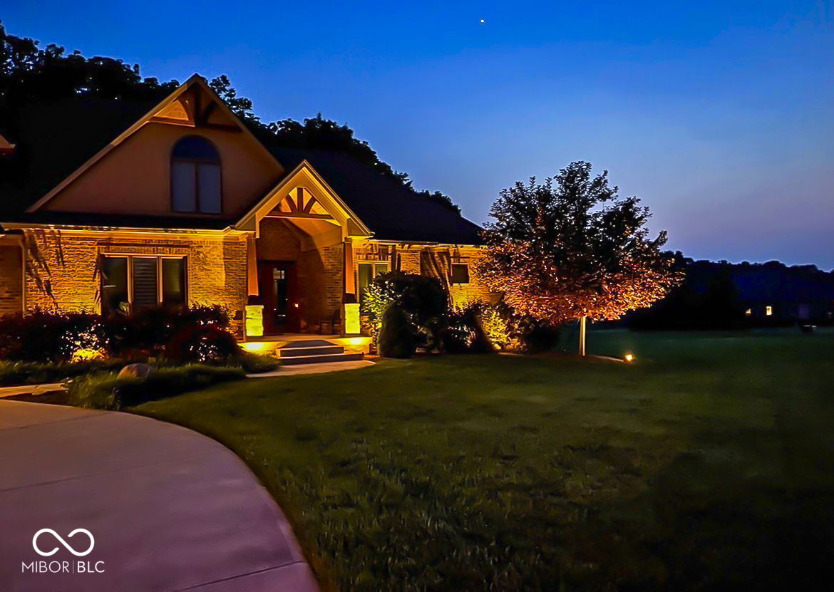 4202 Whitetail Woods Drive