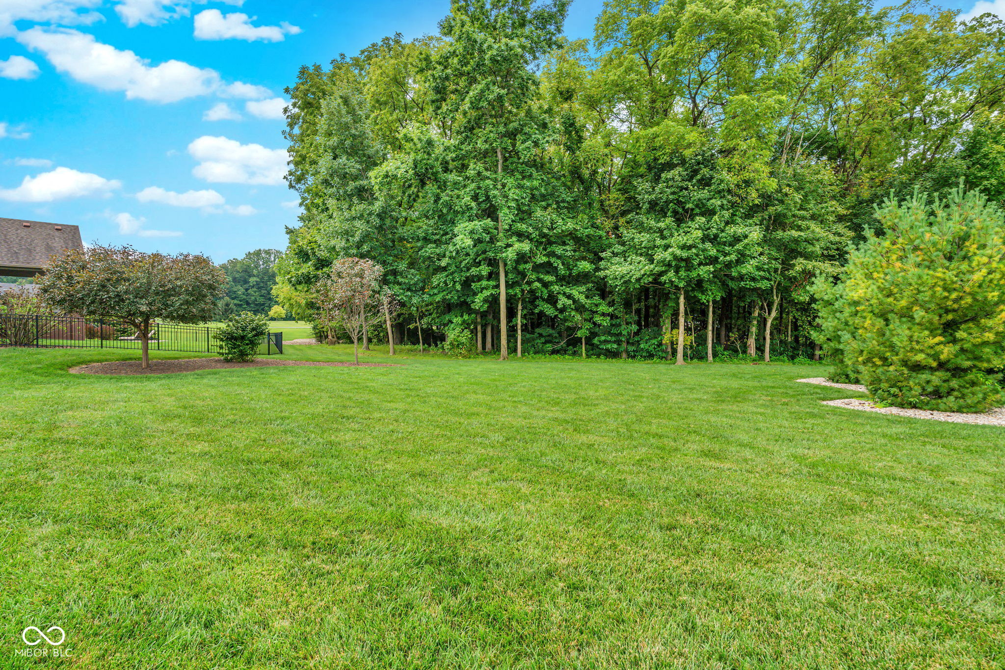 4202 Whitetail Woods Drive