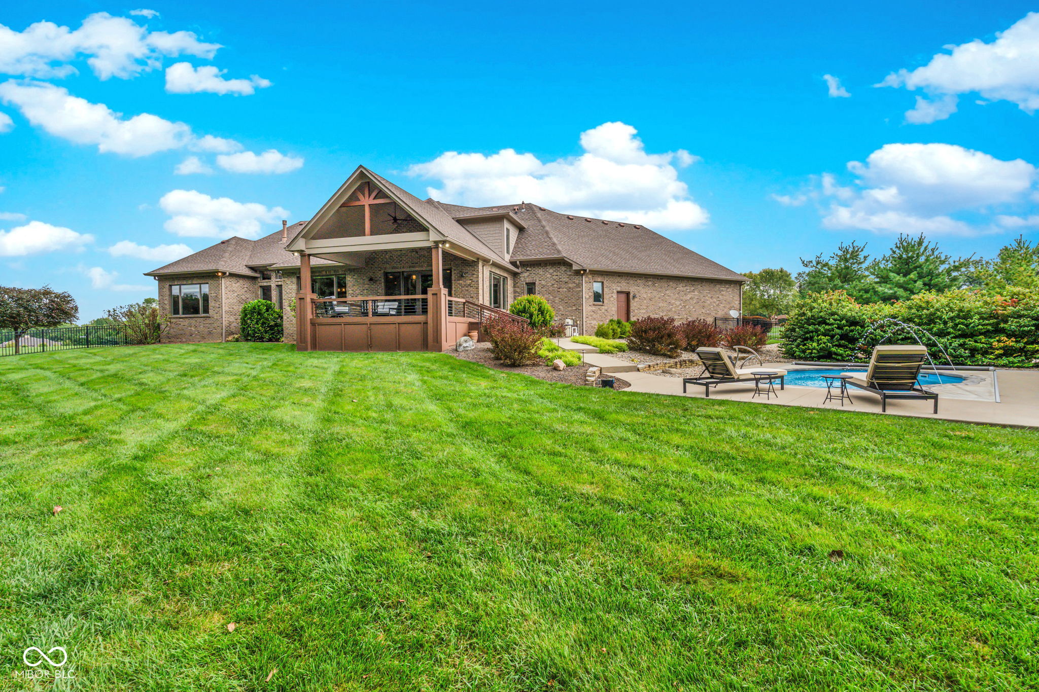 4202 Whitetail Woods Drive