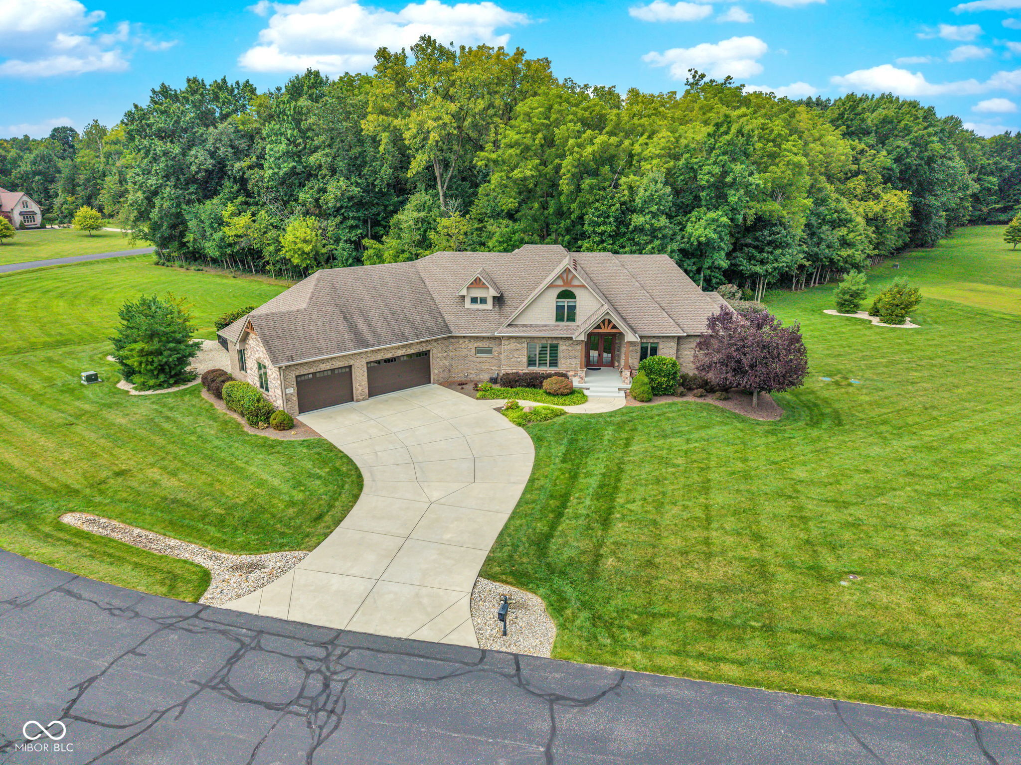 4202 Whitetail Woods Drive