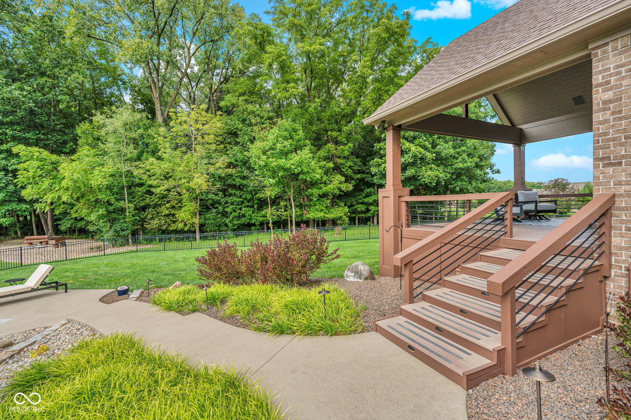 4202 Whitetail Woods Drive