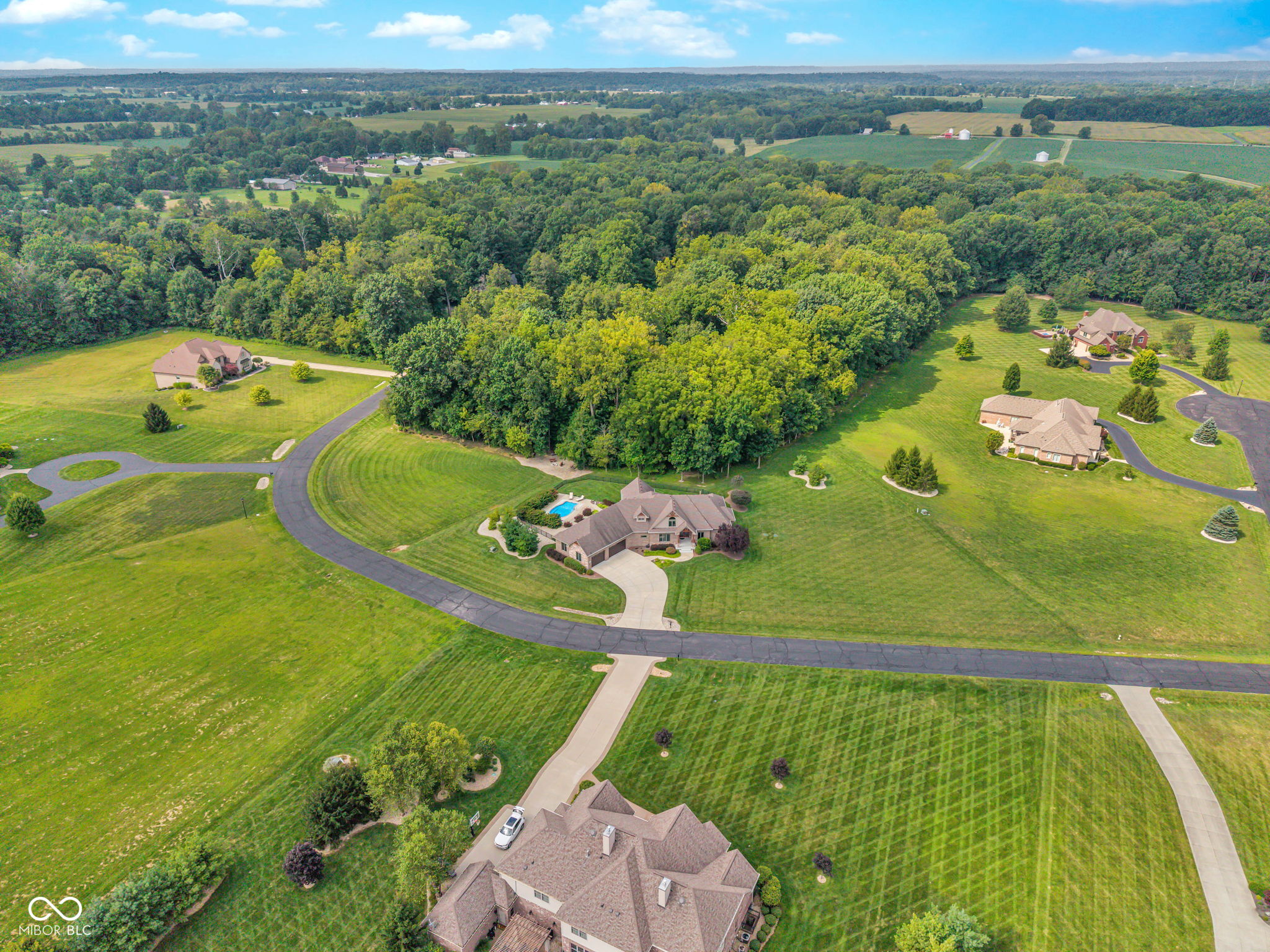 4202 Whitetail Woods Drive