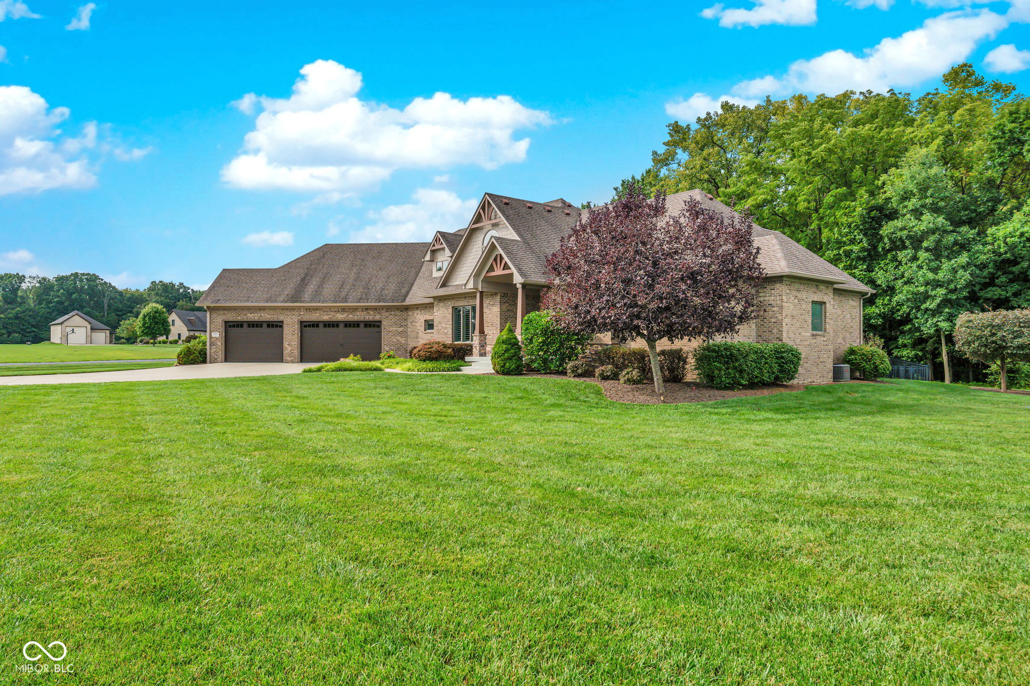 4202 Whitetail Woods Drive