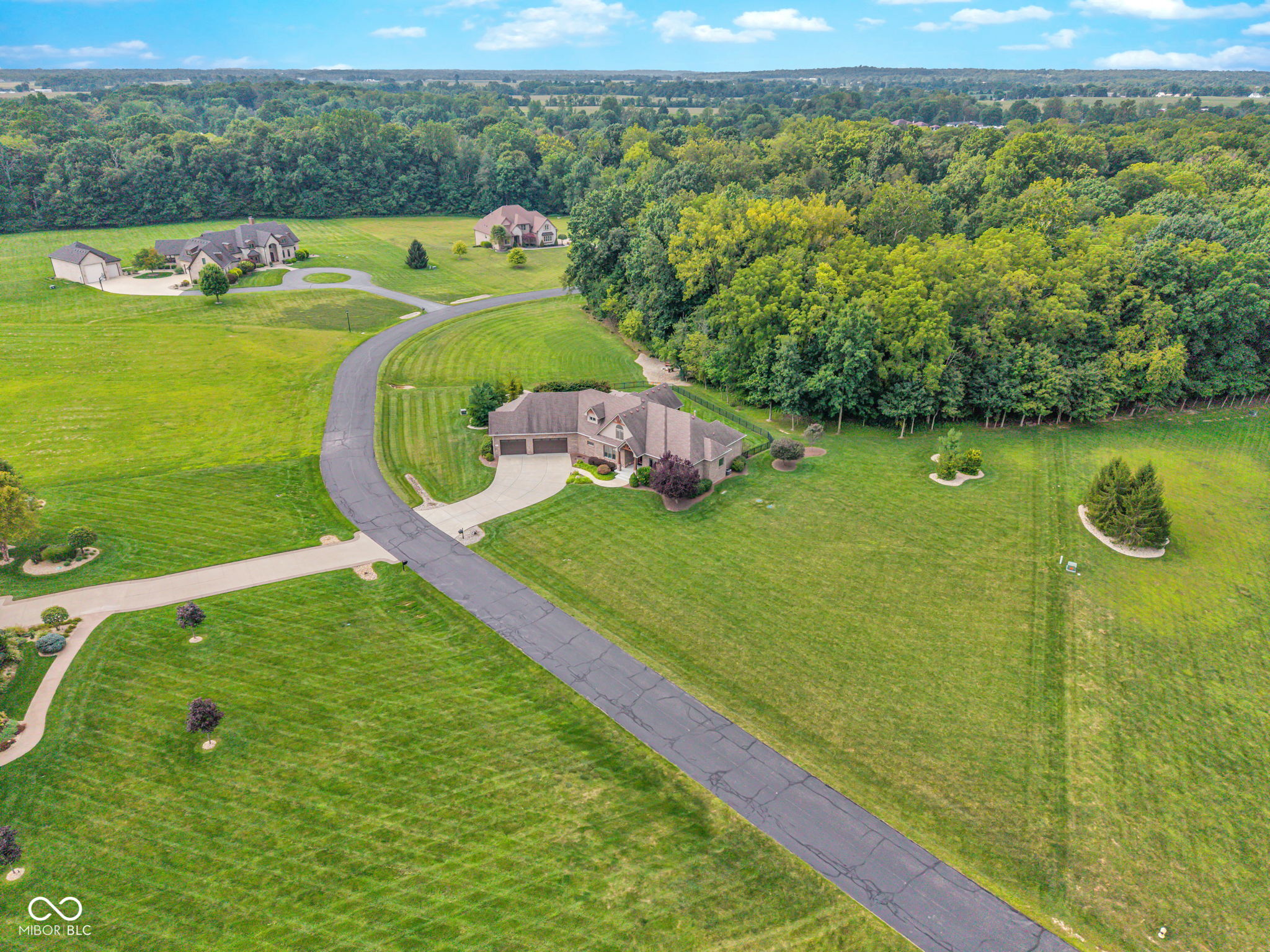 4202 Whitetail Woods Drive