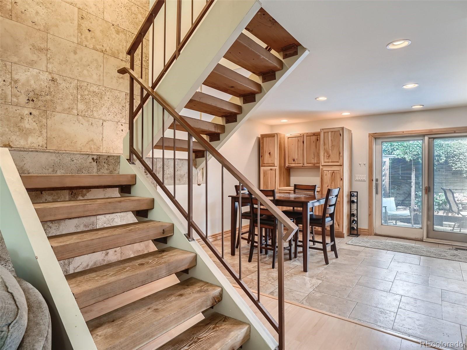 533 S Xenon Court