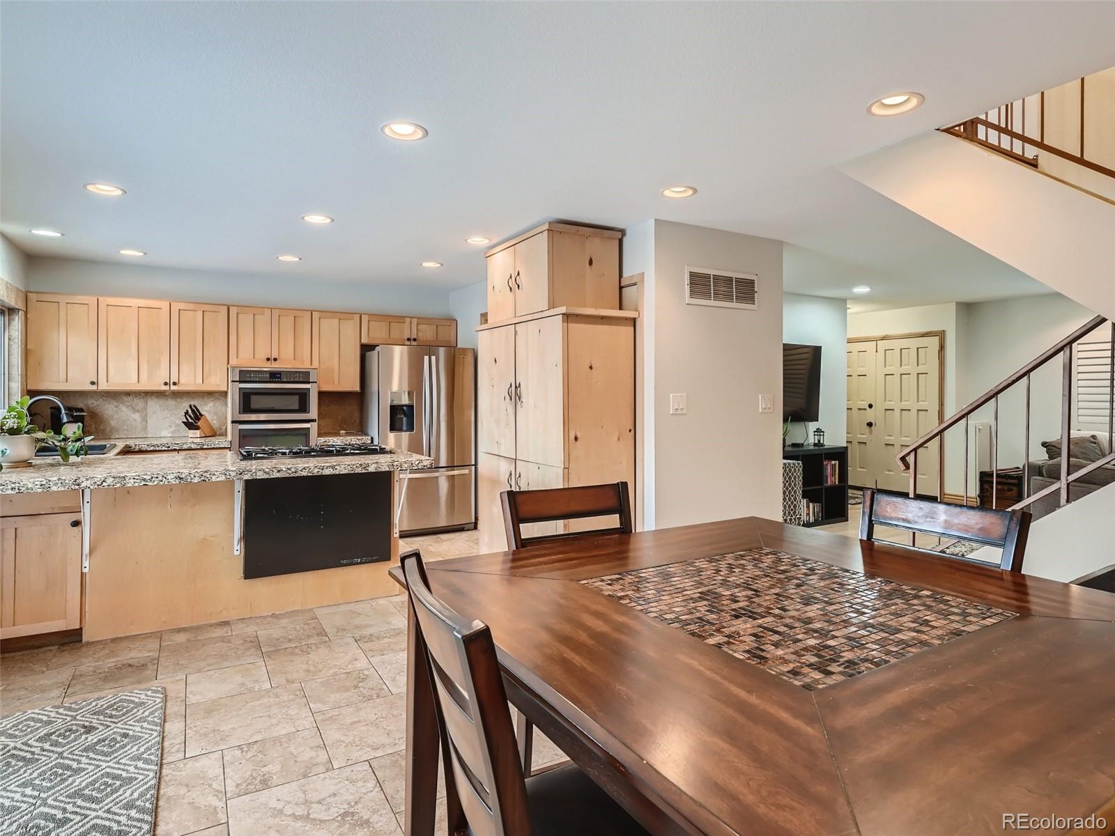 533 S Xenon Court