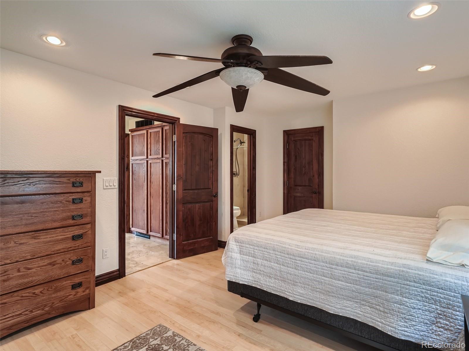 533 S Xenon Court