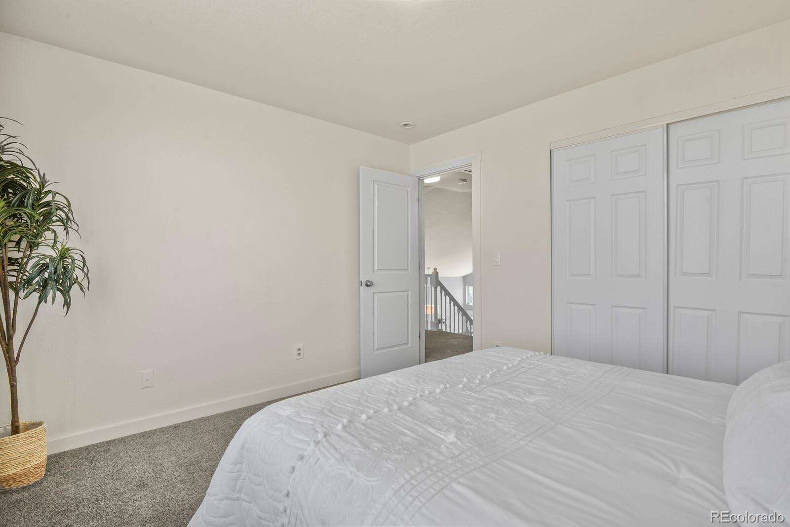 4234 W 61st Place