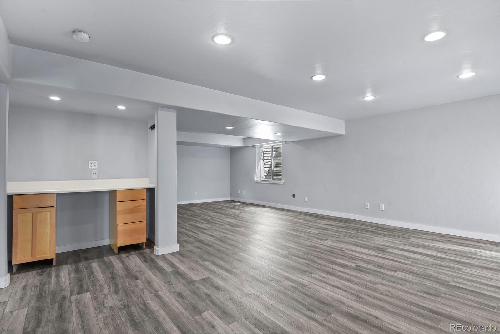 4234 W 61st Place