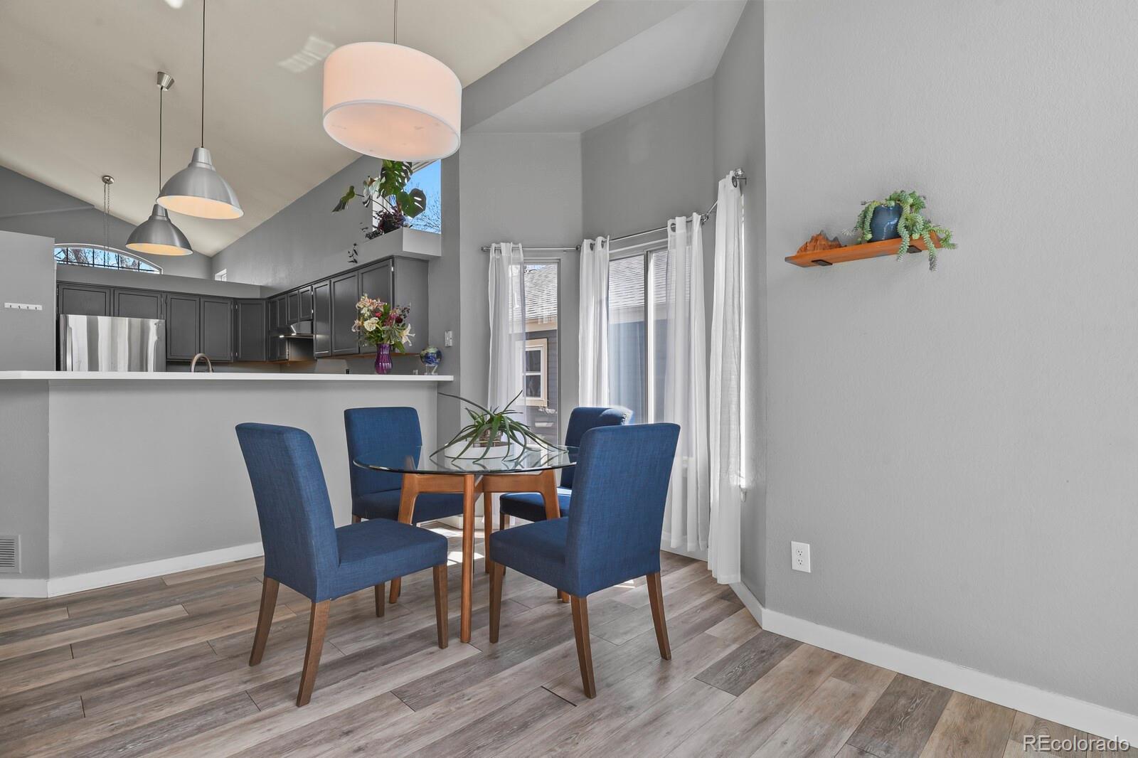 4234 W 61st Place