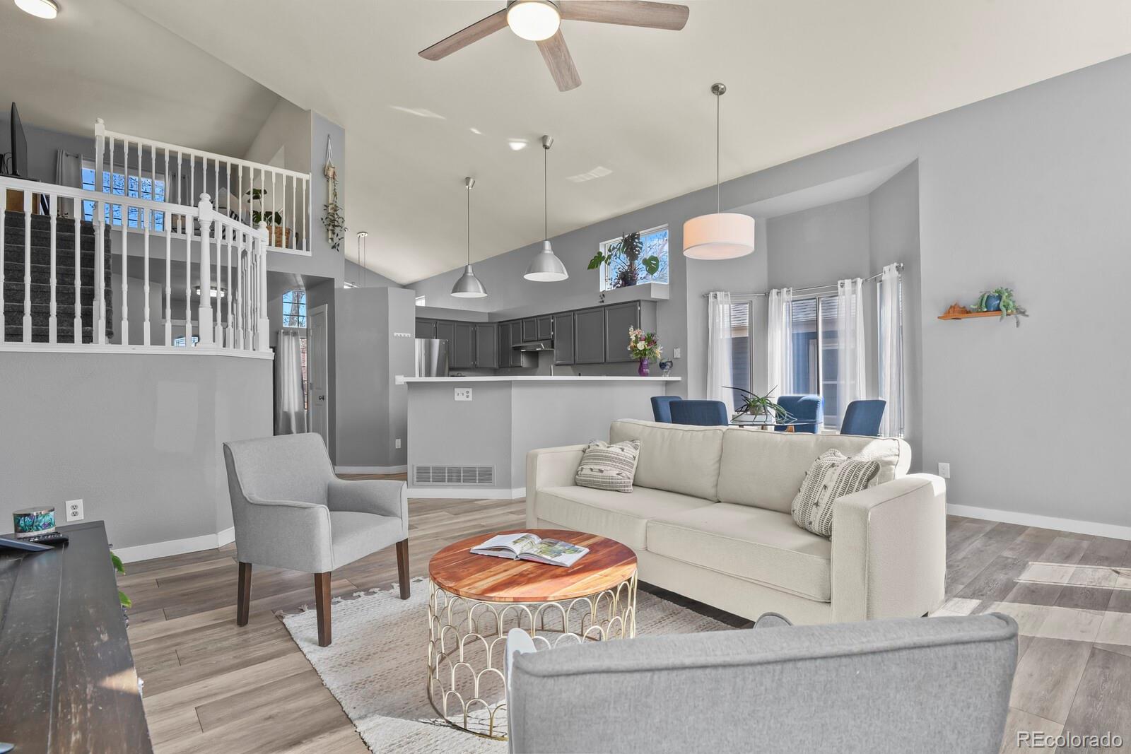 4234 W 61st Place
