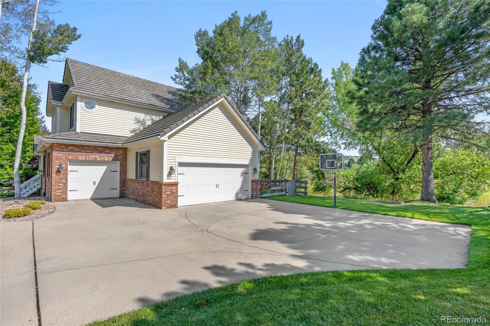 24 Lark Bunting Lane