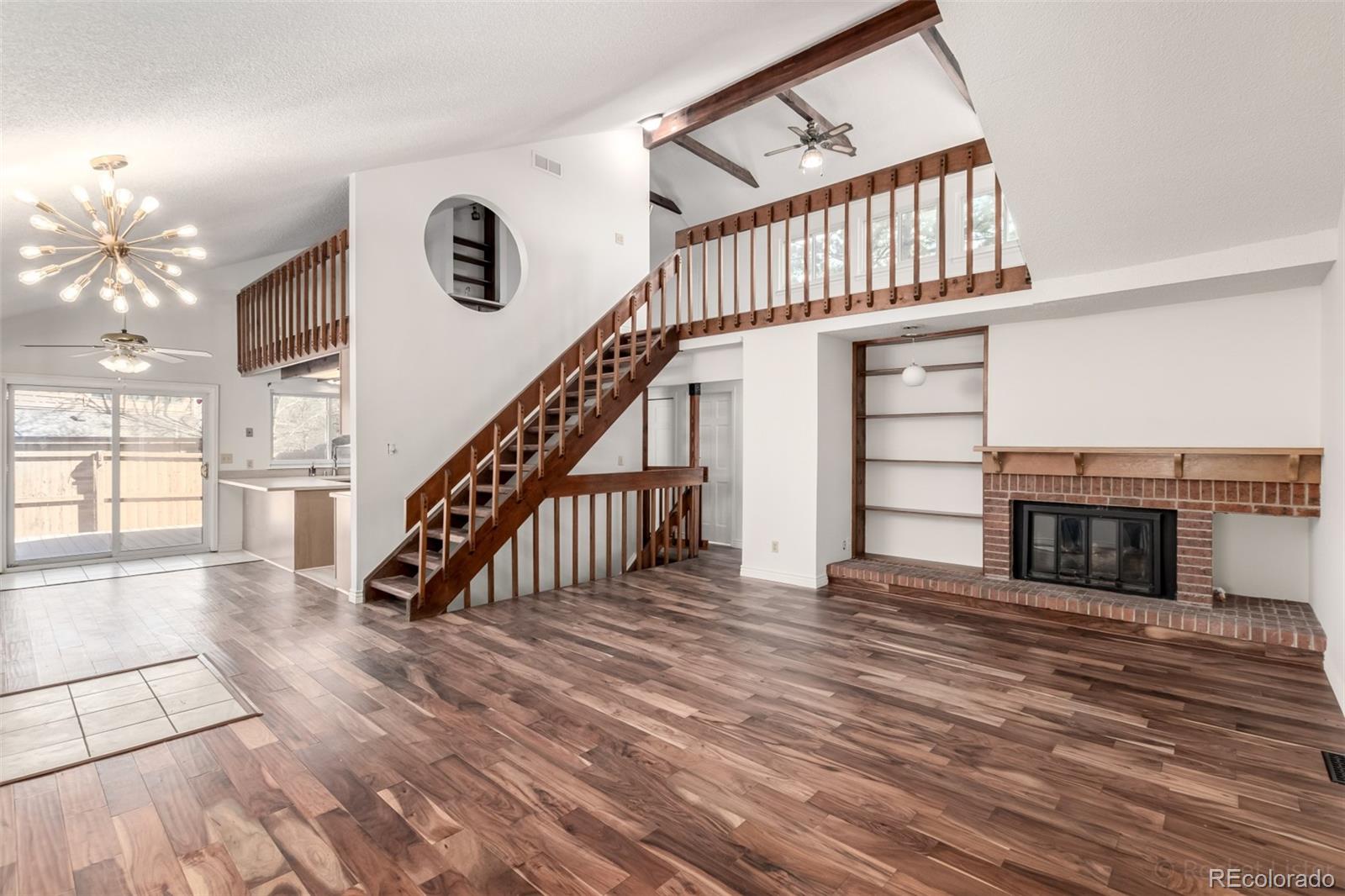 135 S Eagle Circle