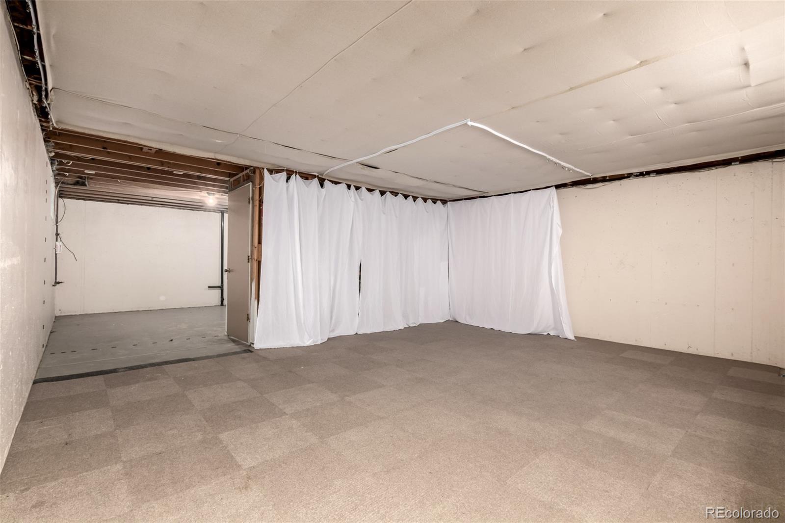 135 S Eagle Circle