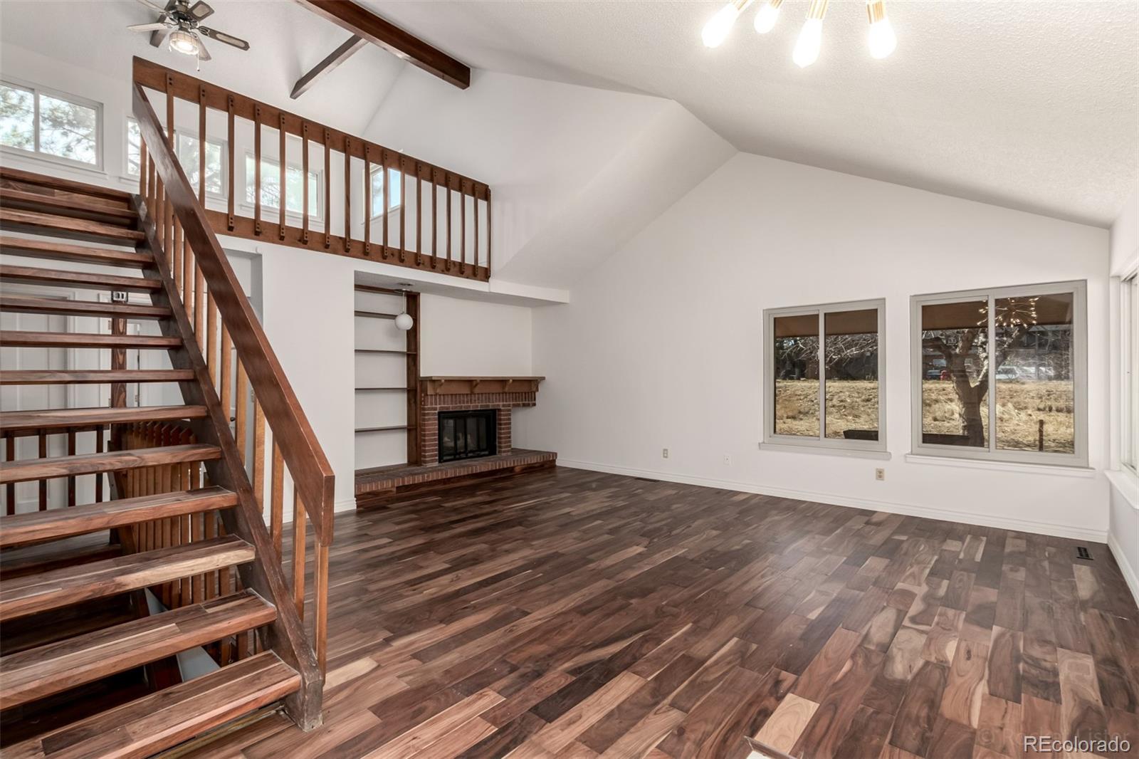 135 S Eagle Circle