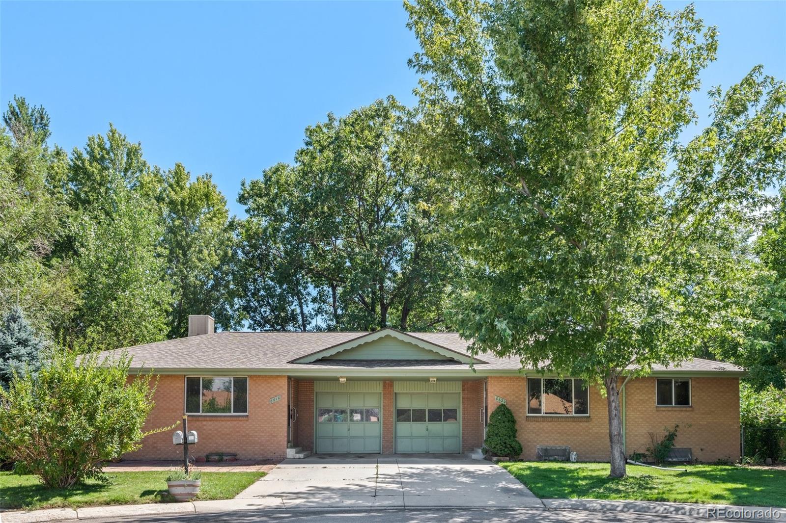 8620 W 32nd Place