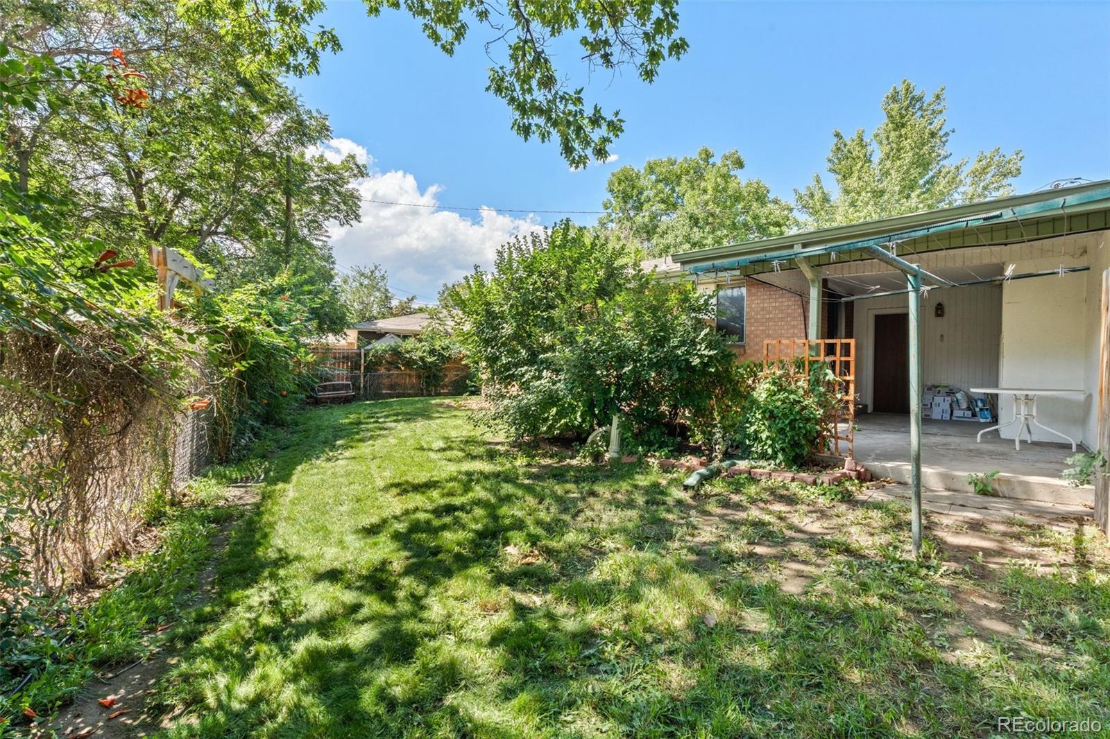 8620 W 32nd Place