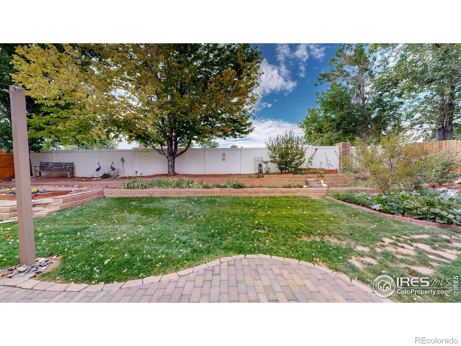 5623 W 109th Circle