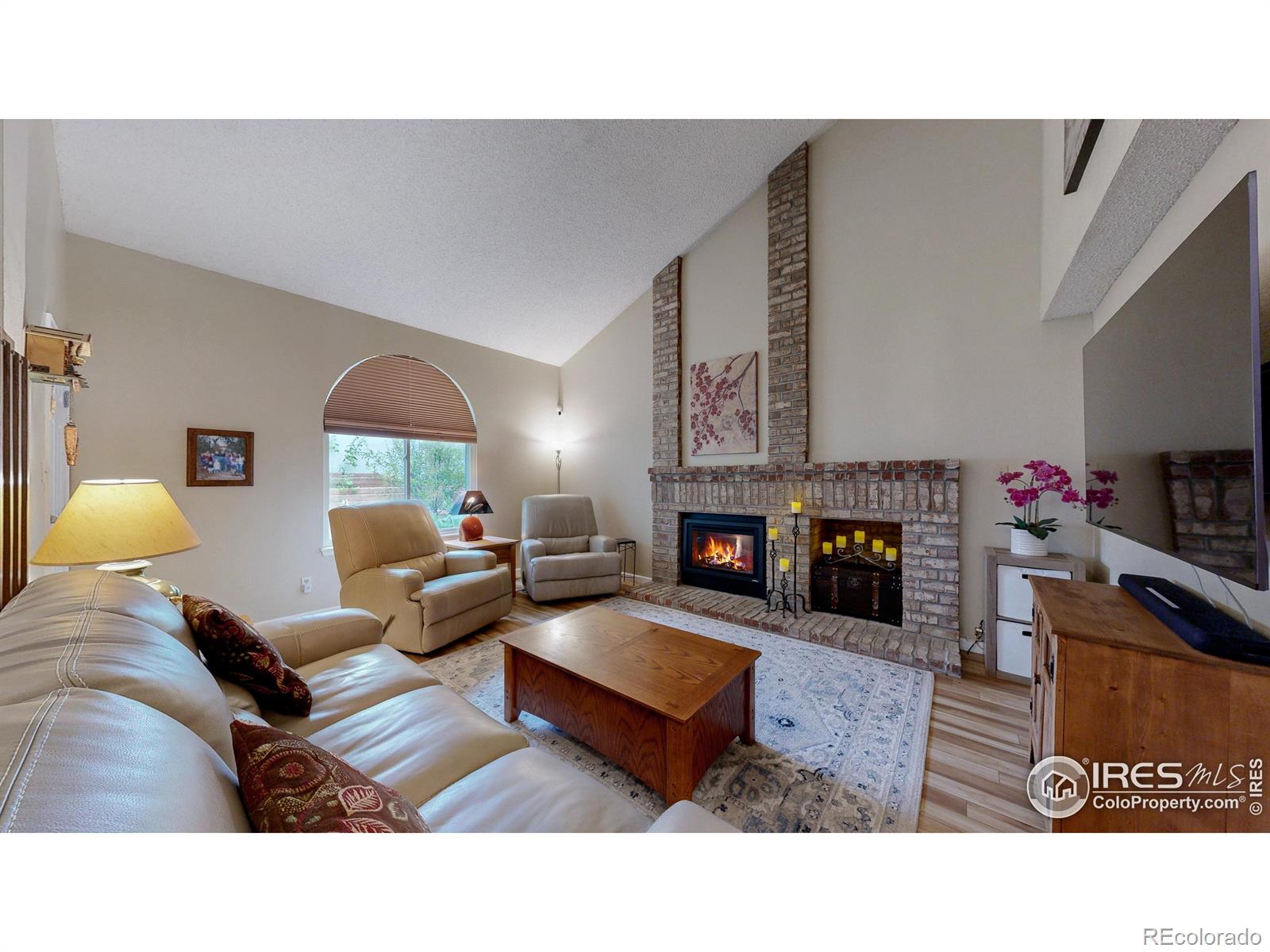 5623 W 109th Circle