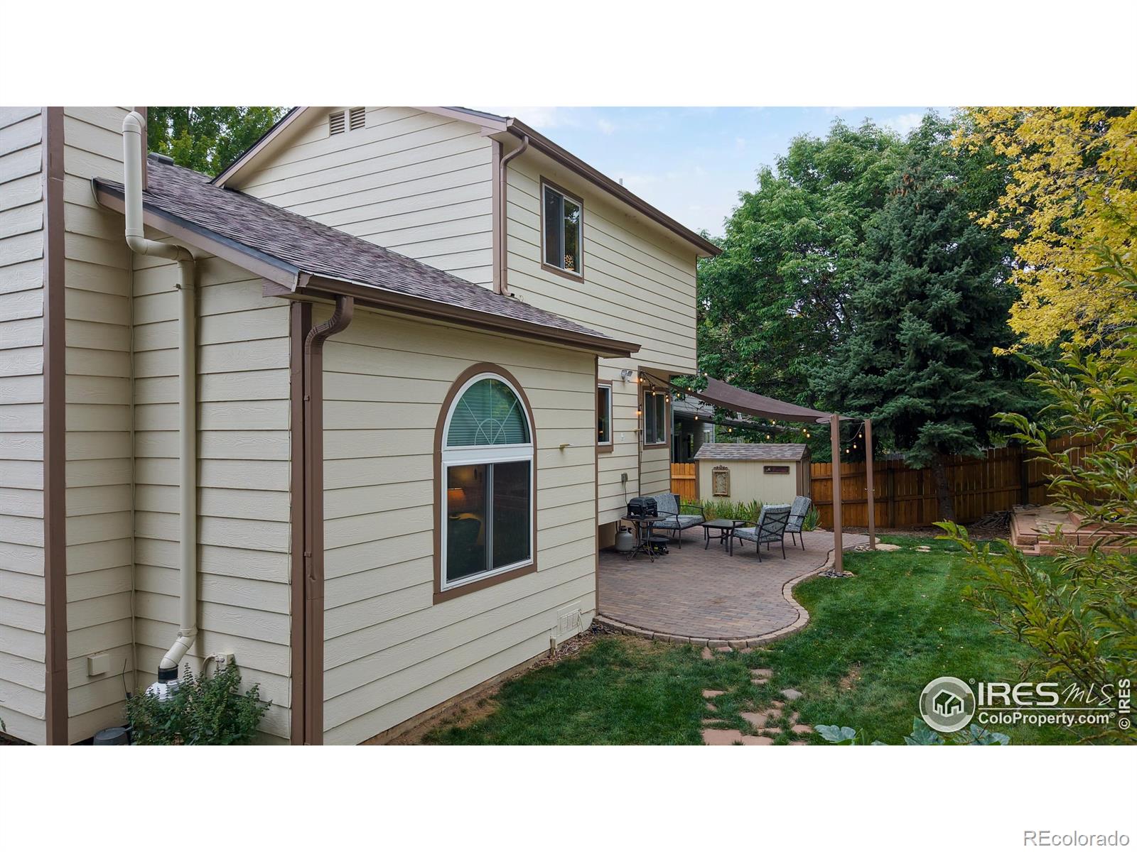 5623 W 109th Circle