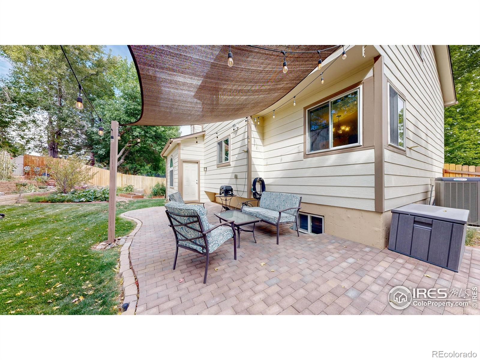 5623 W 109th Circle