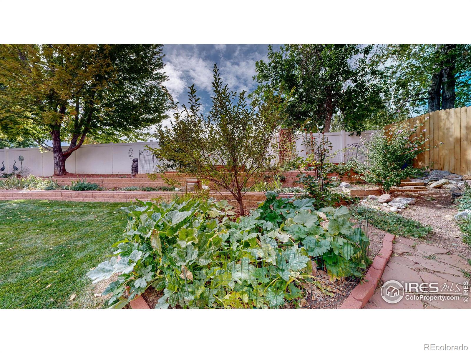 5623 W 109th Circle