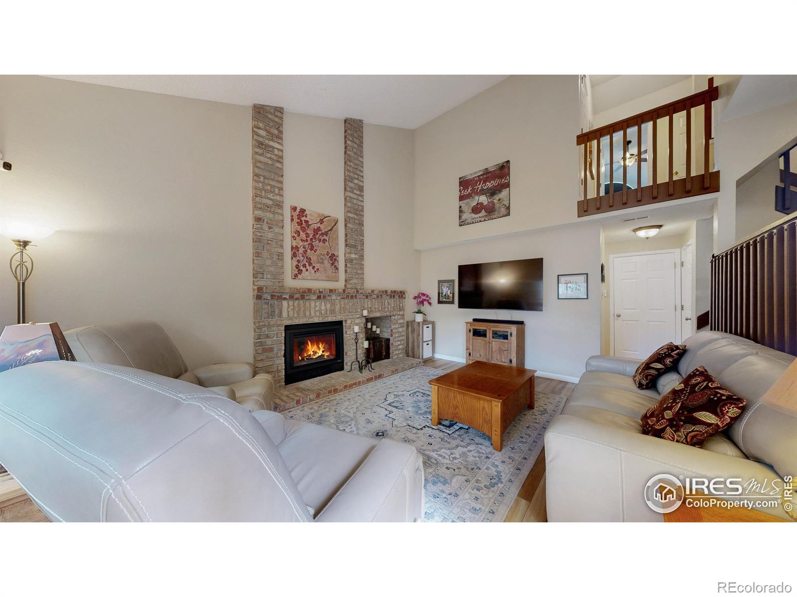 5623 W 109th Circle