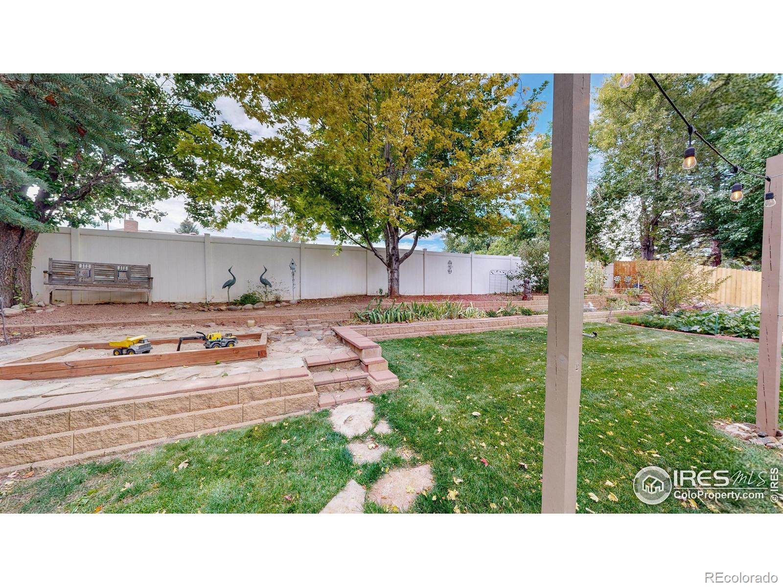 5623 W 109th Circle