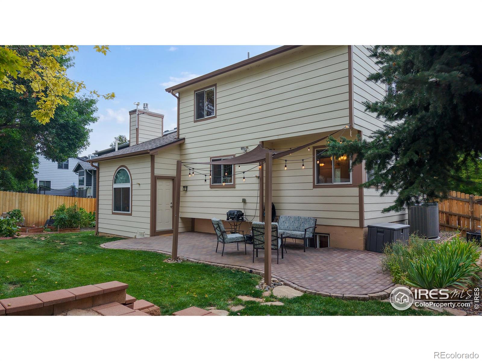5623 W 109th Circle