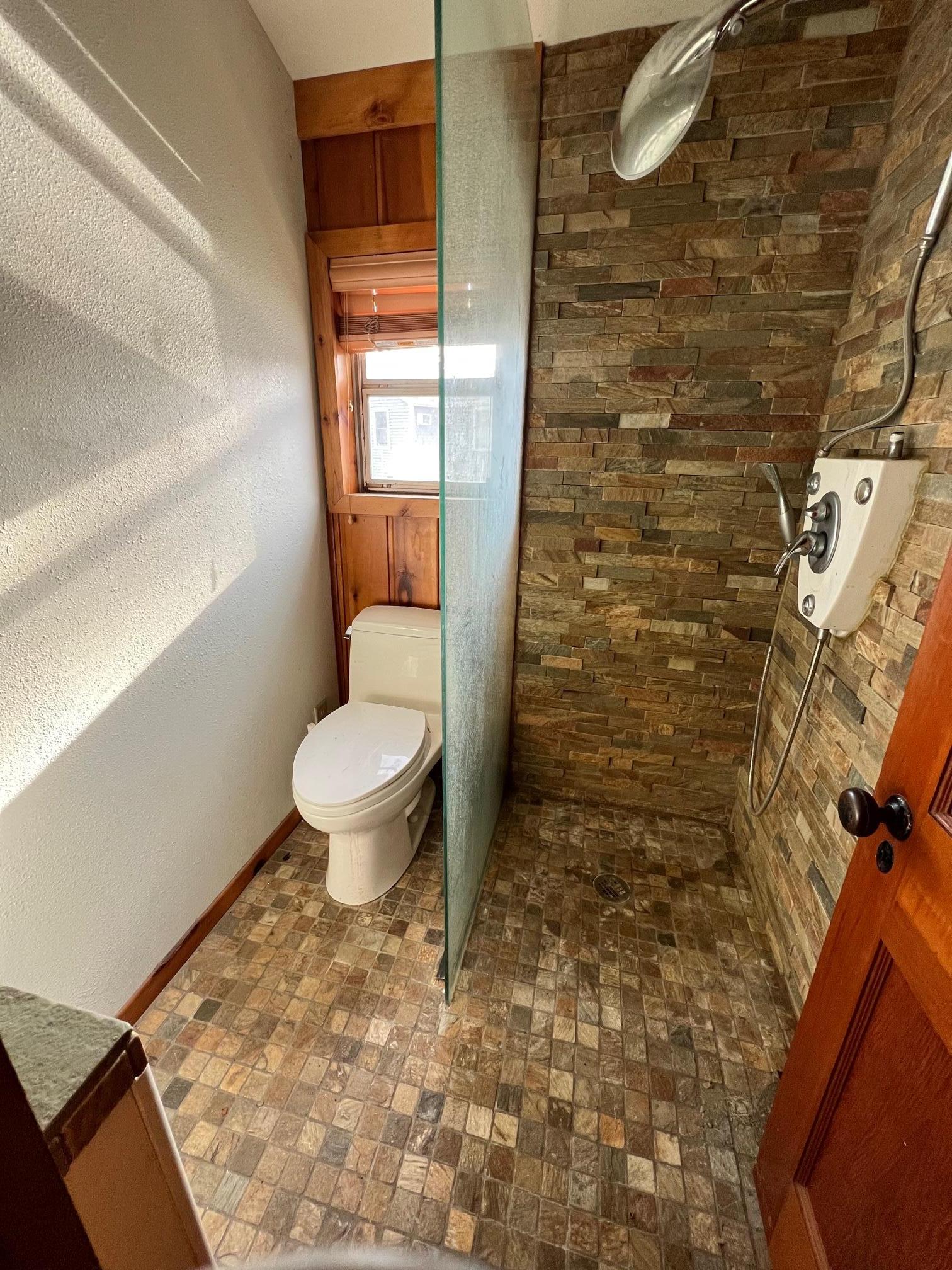 21707 State Highway 22 Unit: 12