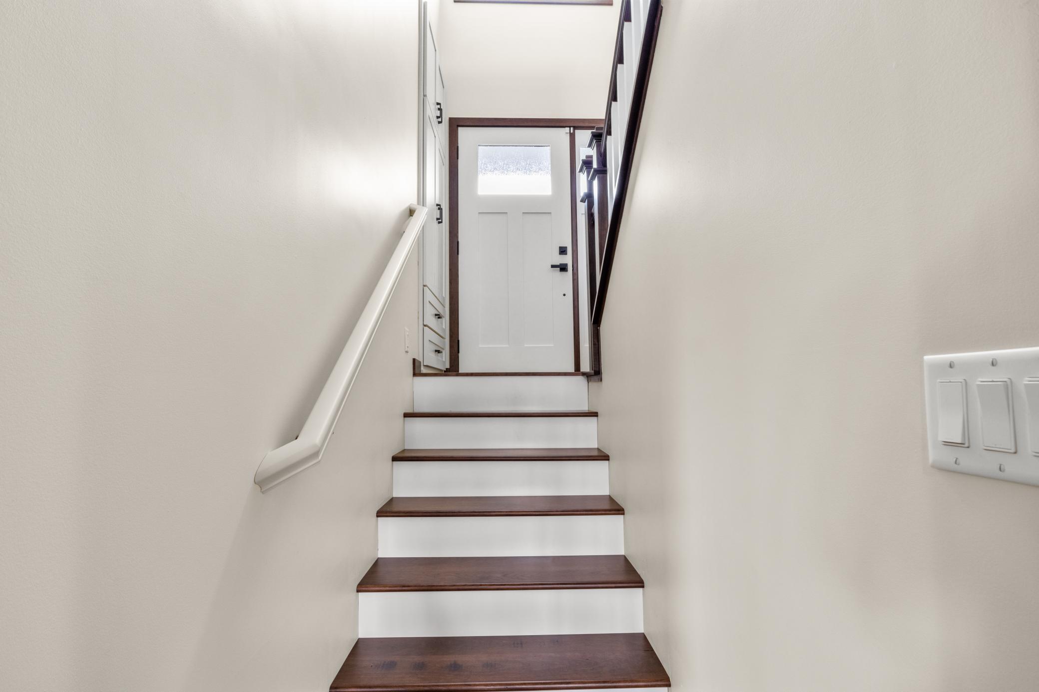 3202 Orchard Avenue NE