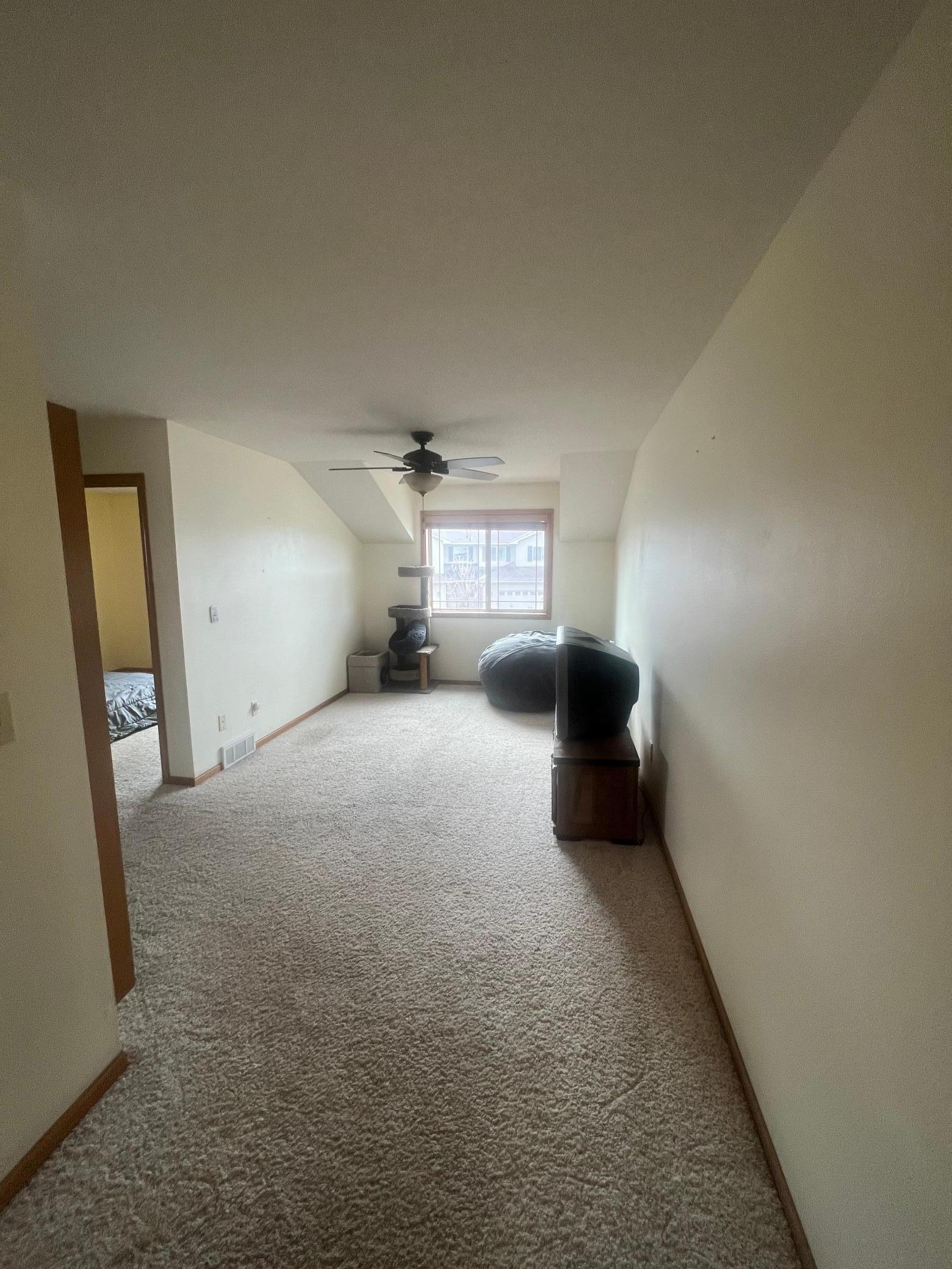 549 Graceview Loop