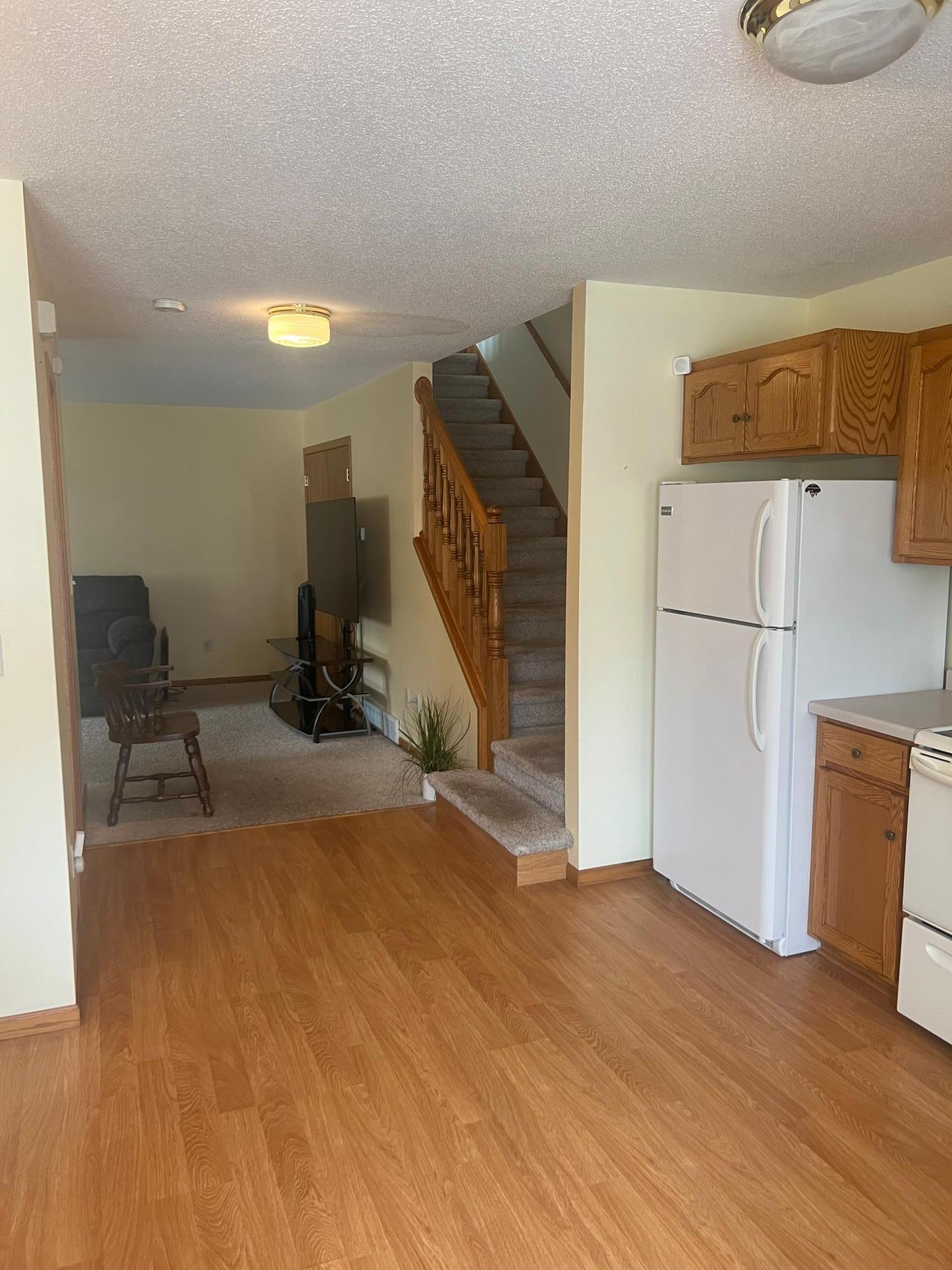 549 Graceview Loop