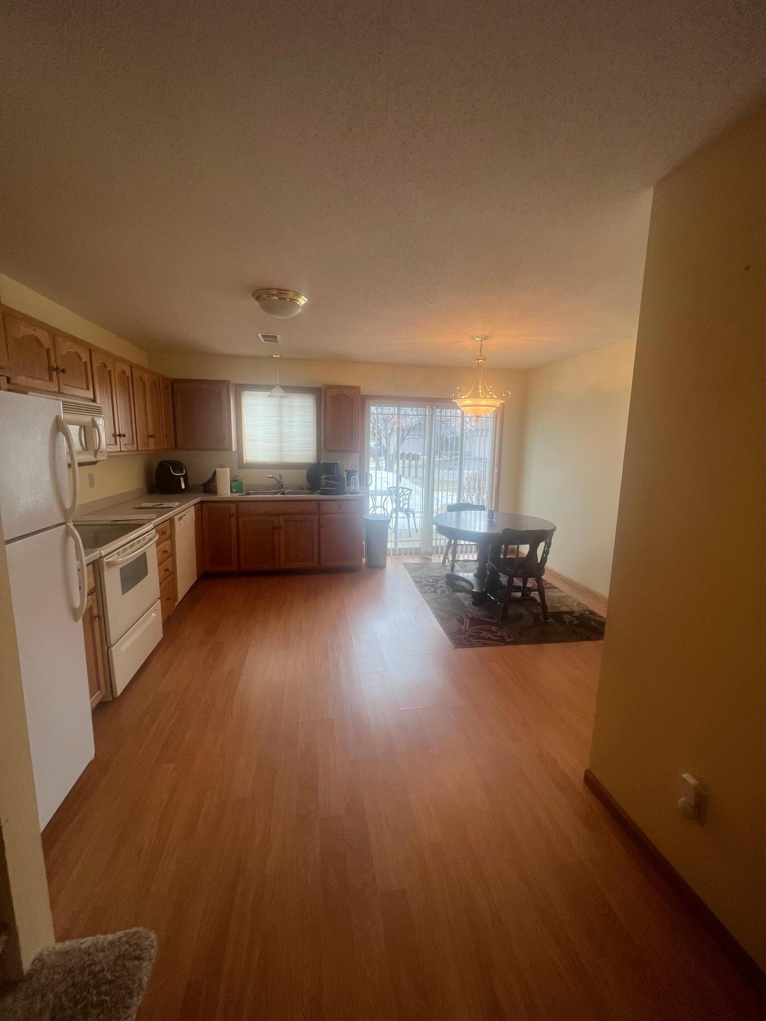 549 Graceview Loop