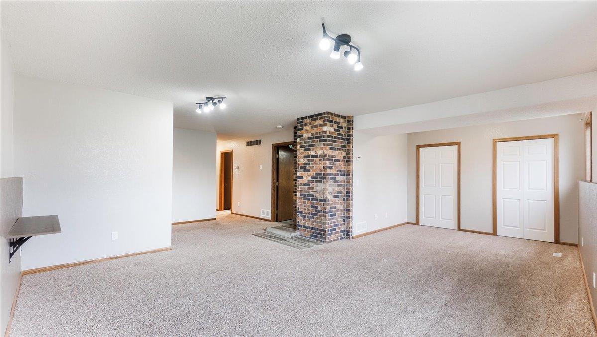 5859 Sandy Drive