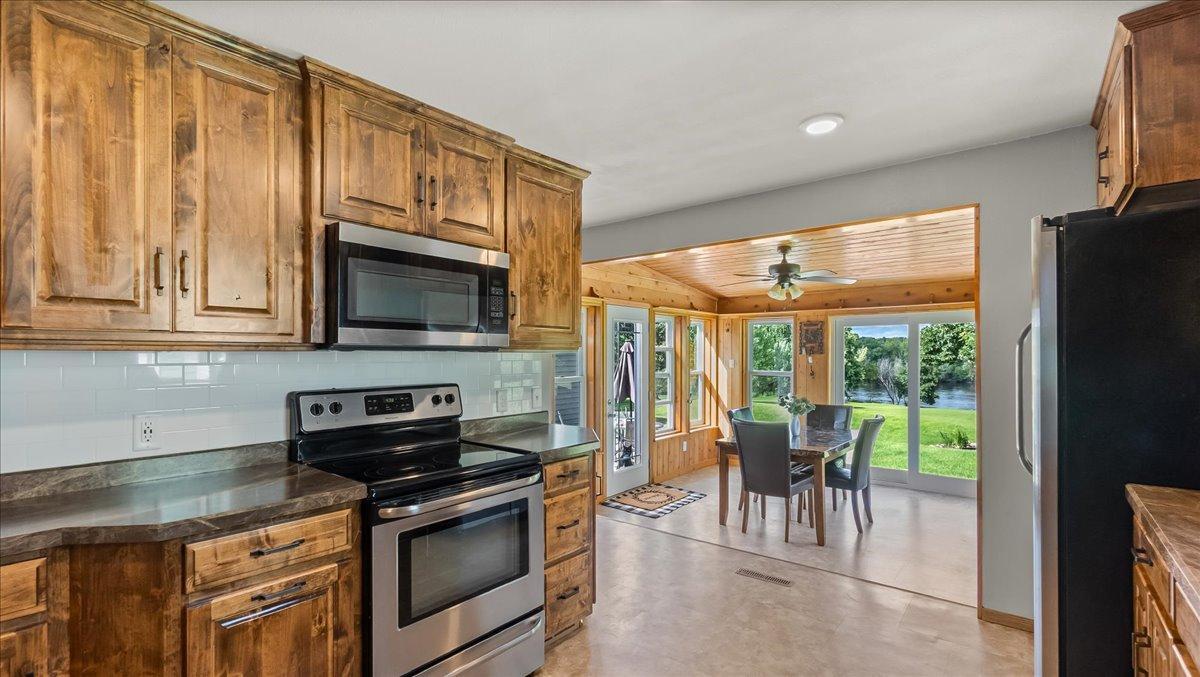 32688 River Vista Lane