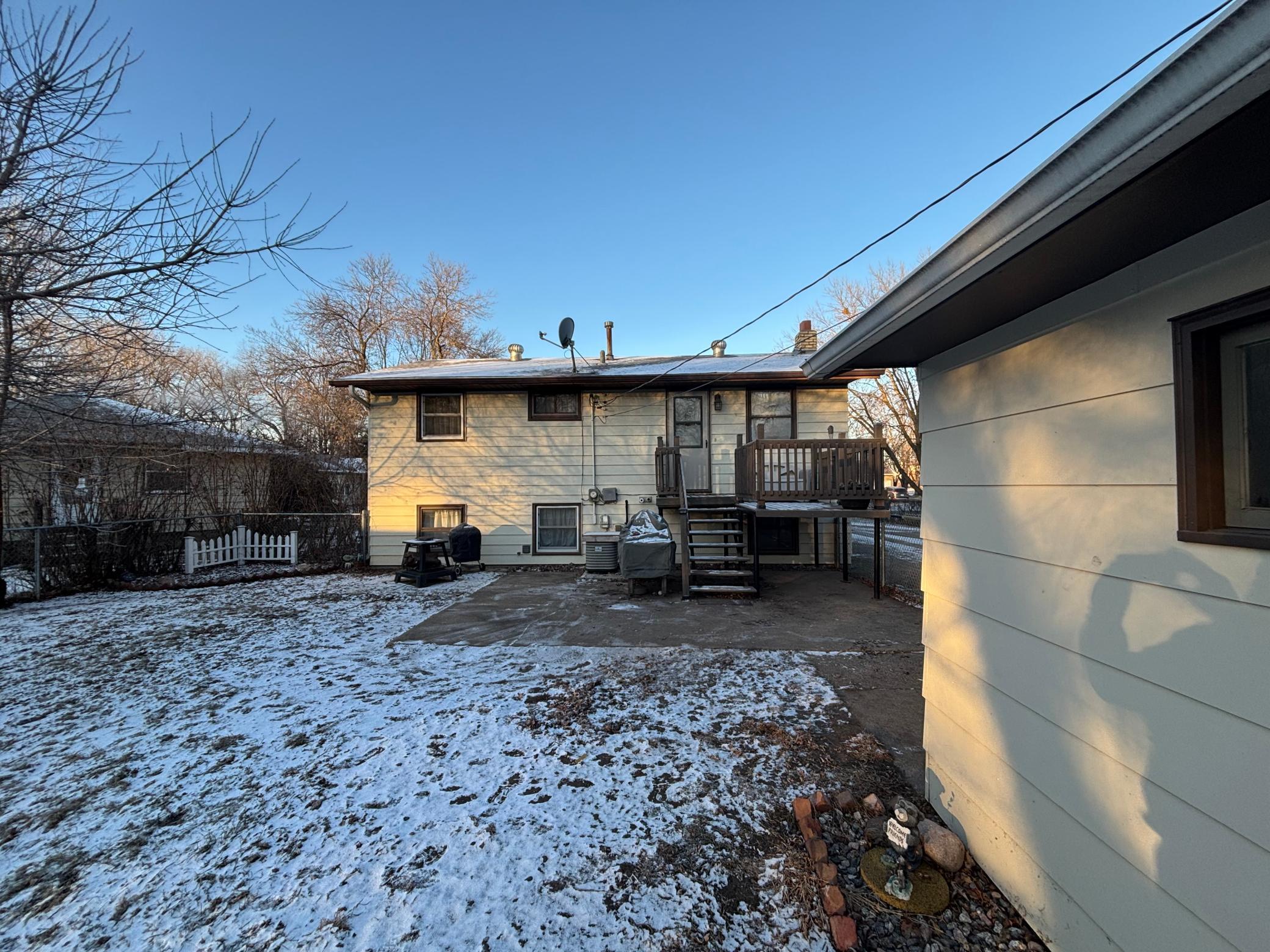 1712 Kings Way