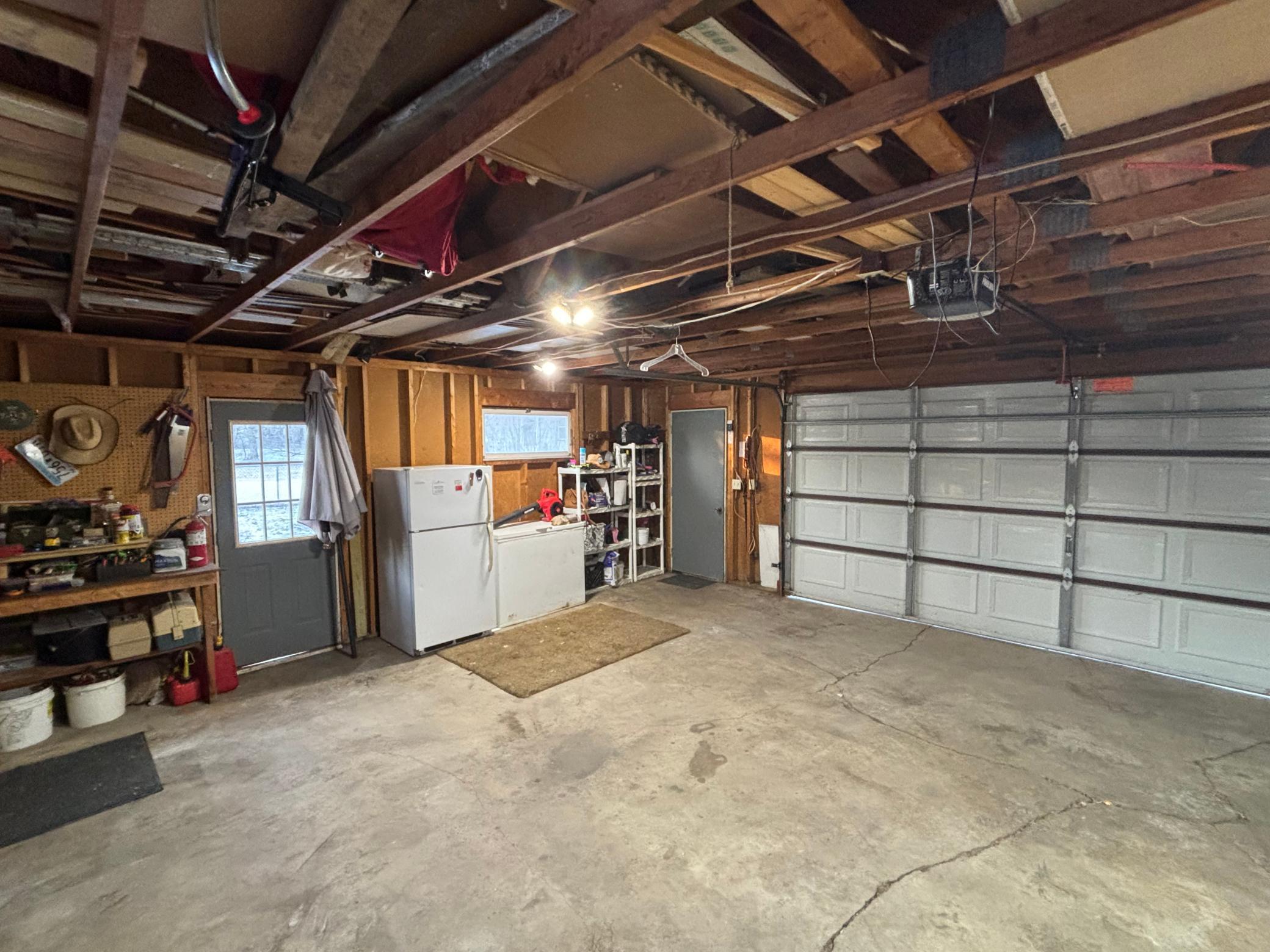 1712 Kings Way