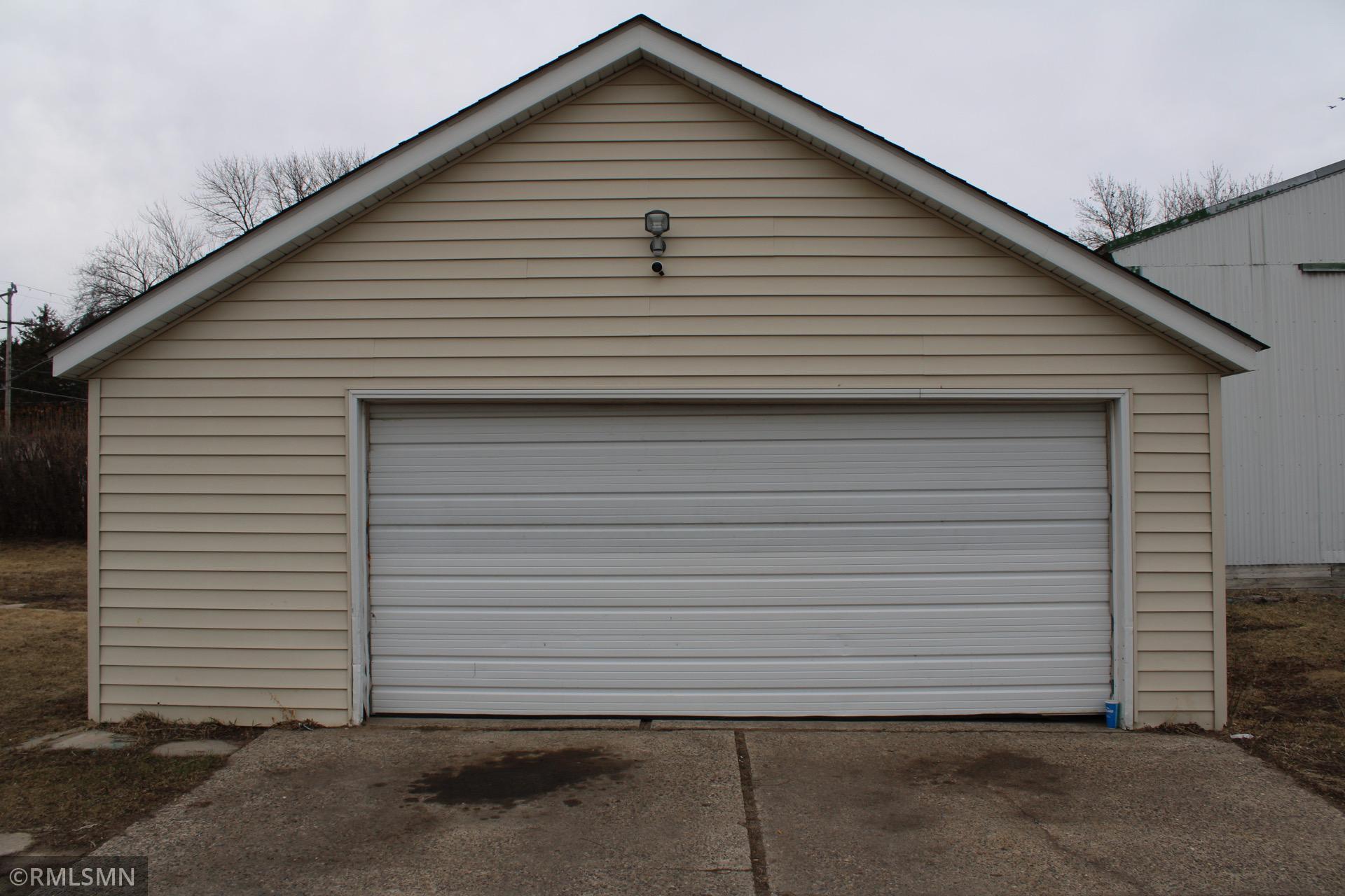 100 Norman Avenue N