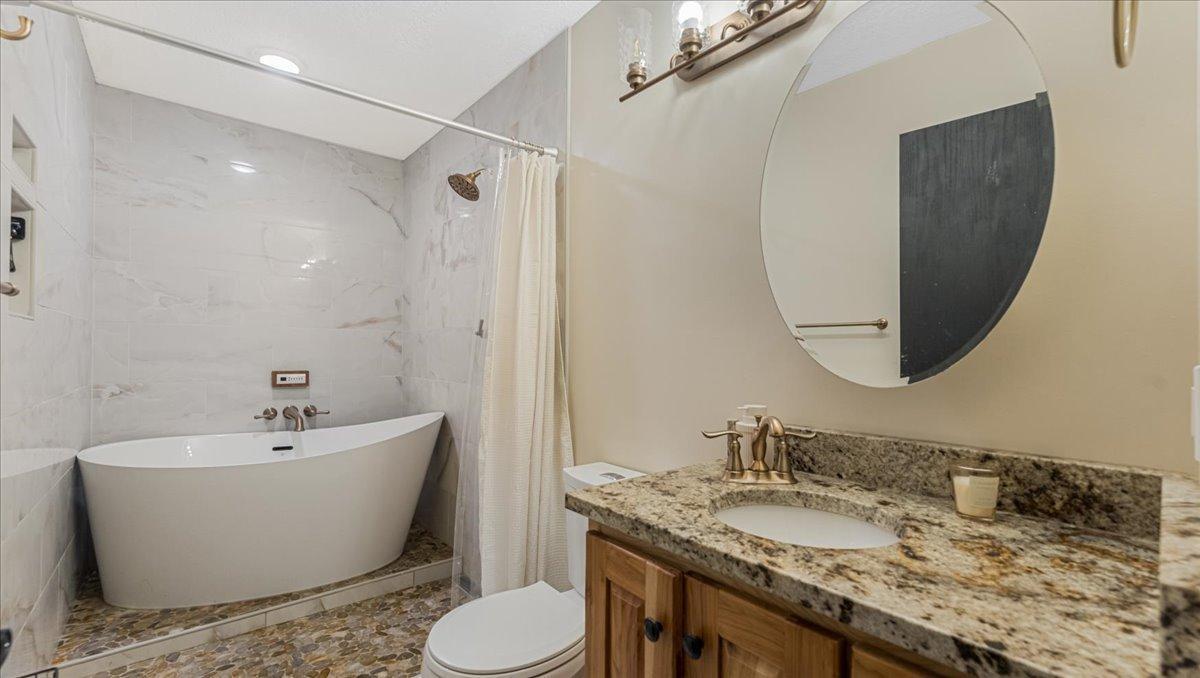 539 Deer Ridge Lane S