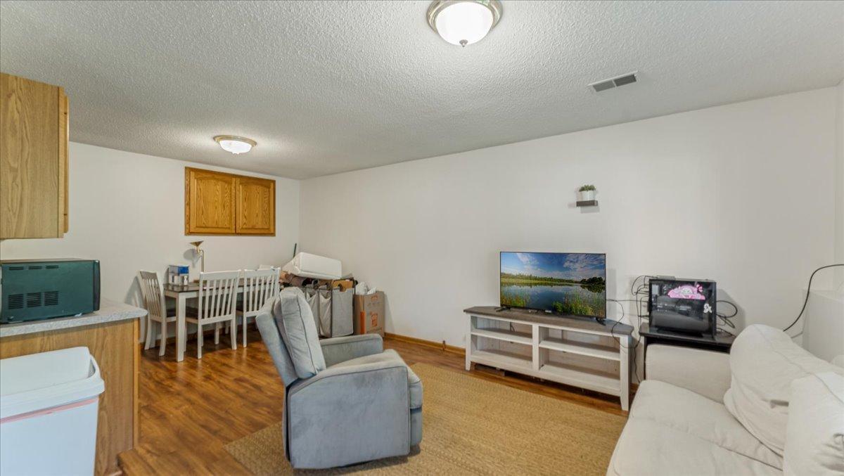 539 Deer Ridge Lane S