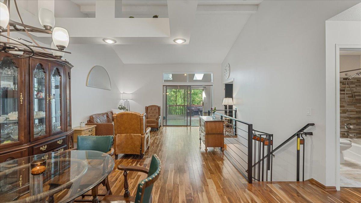 539 Deer Ridge Lane S