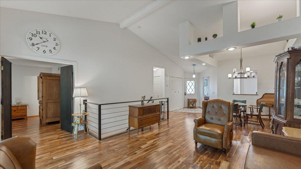 539 Deer Ridge Lane S